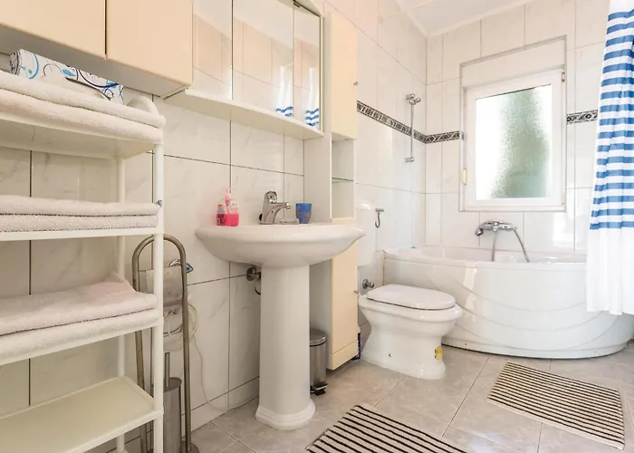 Three-bedroom In 公寓 波达卡