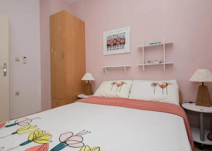 公寓 Three-bedroom In 波达卡