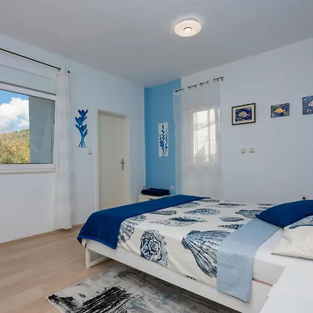 Three-bedroom In * بوداكا