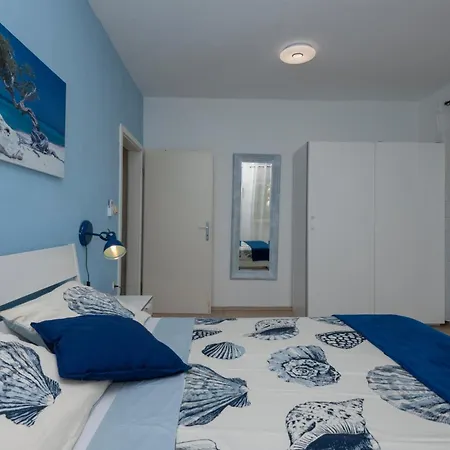 شقة Three-bedroom In *