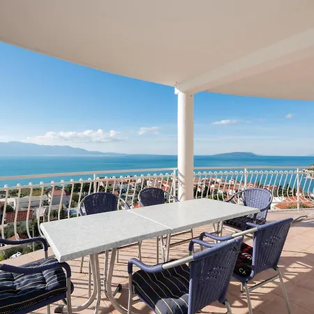 Three-bedroom In Podaca